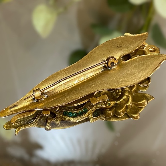 Antique C Clasp Victorian Lizard Gecko Salamander Brooch Green Paste Rhinestones - Picture 7 of 8